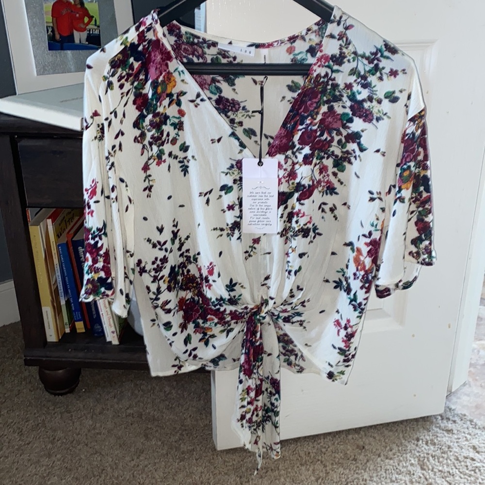Rhee Tie Front Top